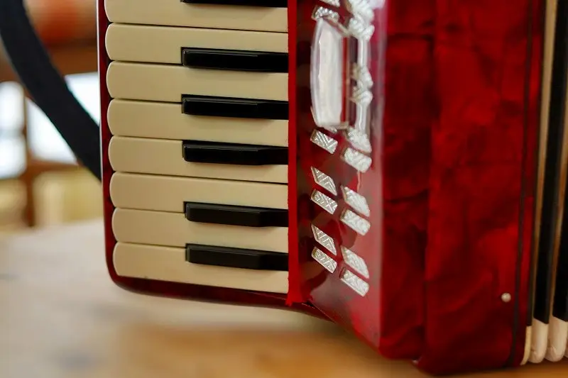 アコーディオン